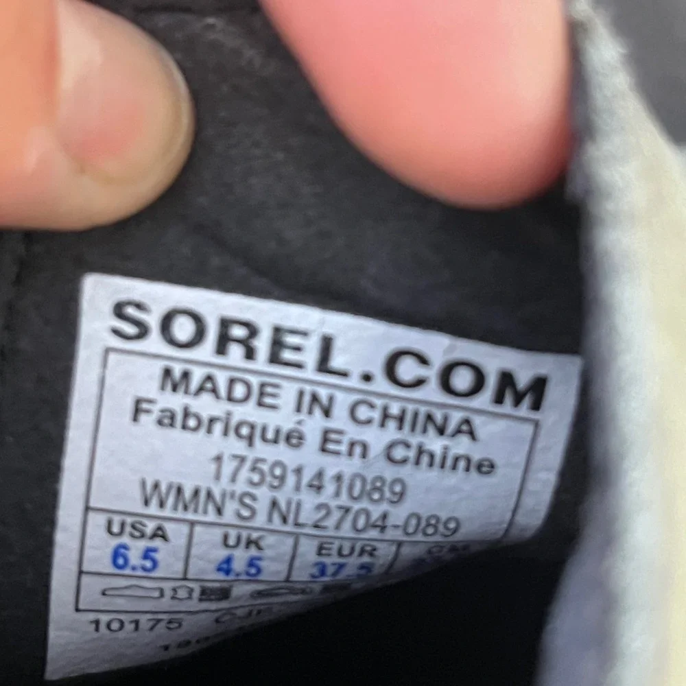 Sorel Women's Grey Leather Lea Wedge Ankle Chelsea Boot Size 6.5 Grey Distressed